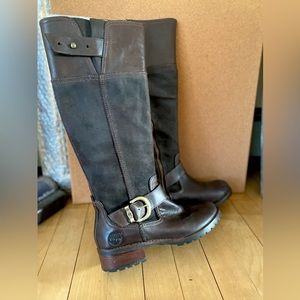 Women’s Tall Timberland High Earthkeepers Bethel Boots- Size 6